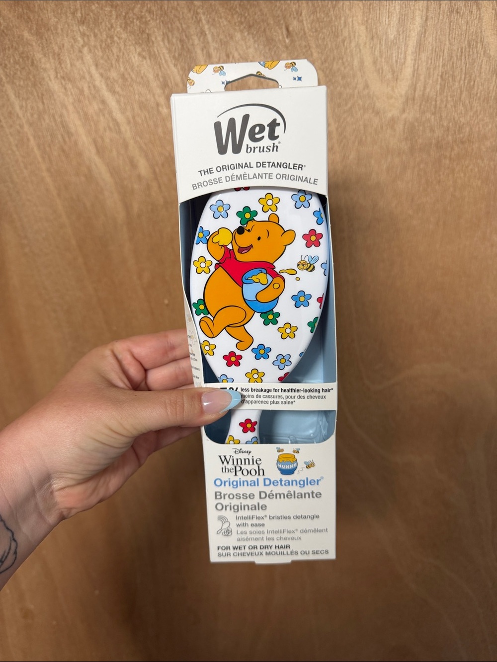 Wet Brush Winnie the Pooh White Floral Detangler Brush